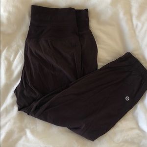 Lululemon Studio Pants Cropped